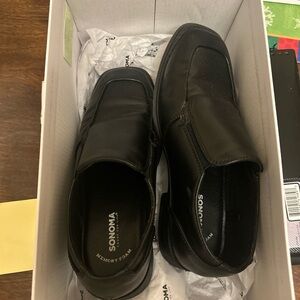 Gently worn toddler boy black dress shoes